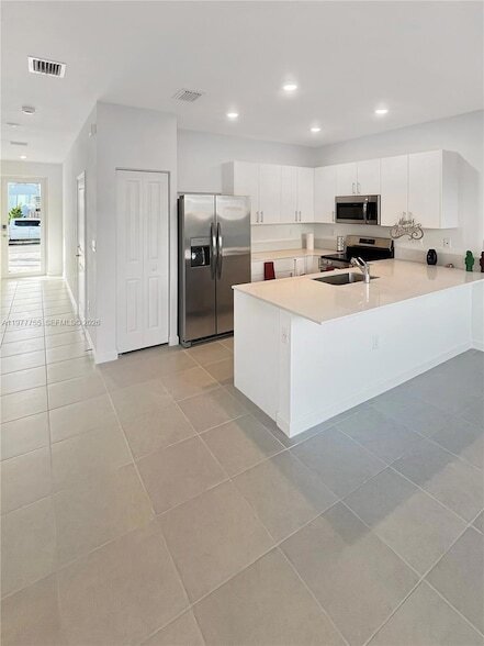 Foto del edificio - 1381 SE 7th Ter