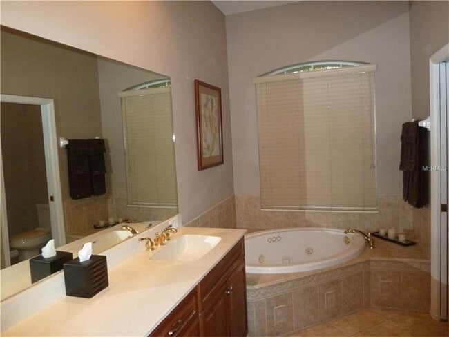 Foto del edificio - 5522 Eastwind Dr