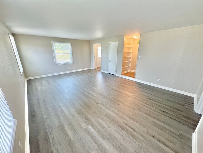 Foto del edificio - 224 28th Ave Pl NE