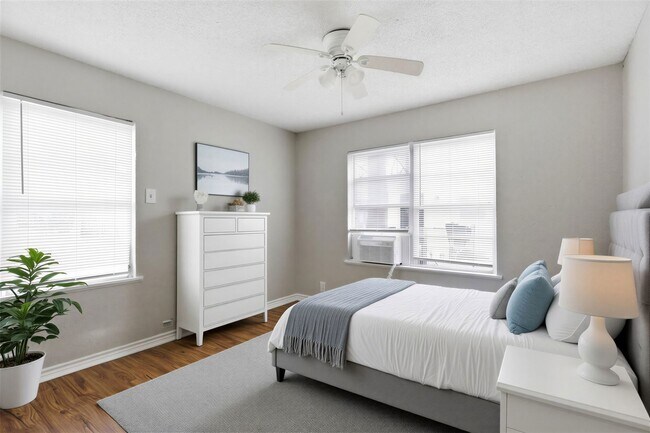 Foto del edificio - 1114 1st Ave N