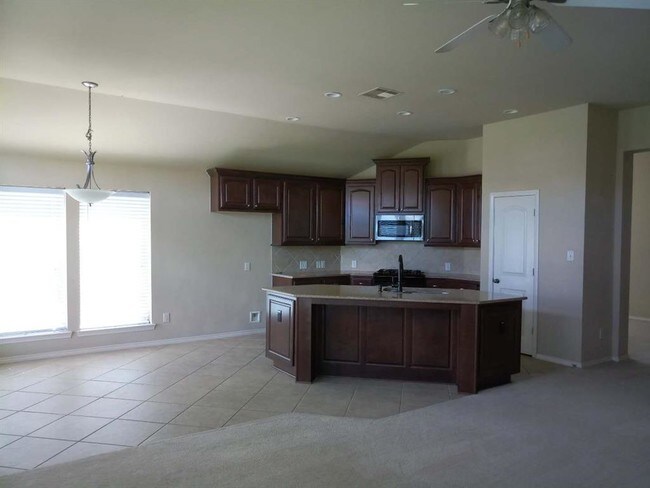 Building Photo - 26230 Crystal Cove Ln