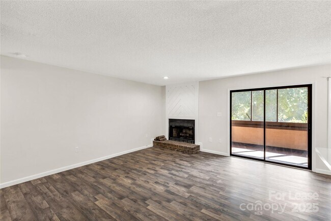 Foto del edificio - 7205 Winery Ln