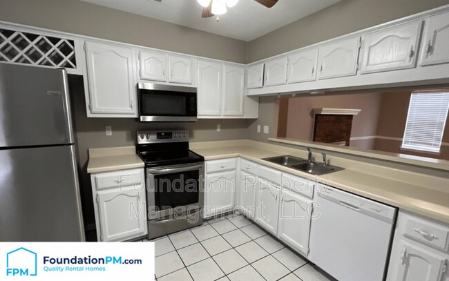Foto del edificio - 8465 Old Dexter Rd