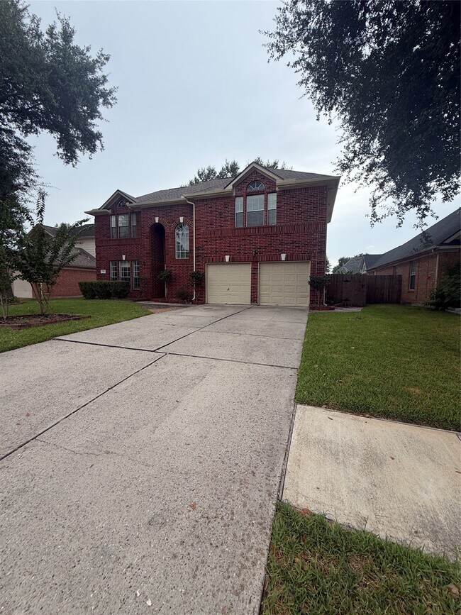 Building Photo - 4163 Surreydon Dr