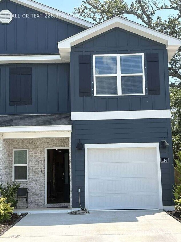 Building Photo - 114 Debuys Rd