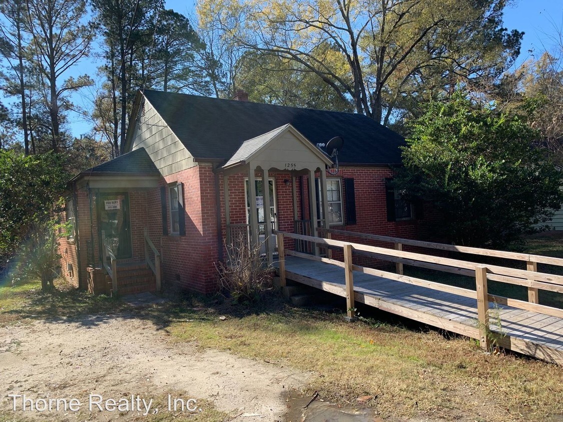 Primary Photo - 3 br, 2 bath House - 1255 Planters Street