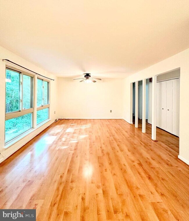 Building Photo - 11592 Embers Ct