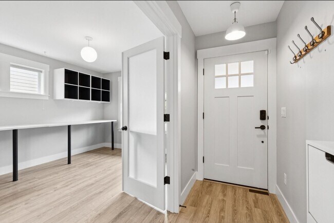 Foto del edificio - 14825 NW Highcroft Ct