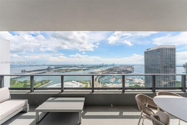 Foto del edificio - 159 NE 6th St