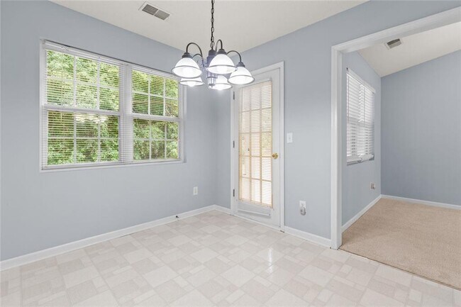 Foto del edificio - 2510 Fort Daniels Dr NE