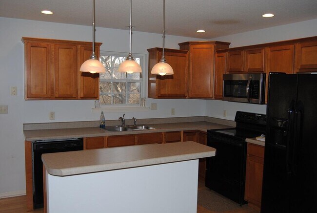 Foto del edificio - 4301 Gage Pl