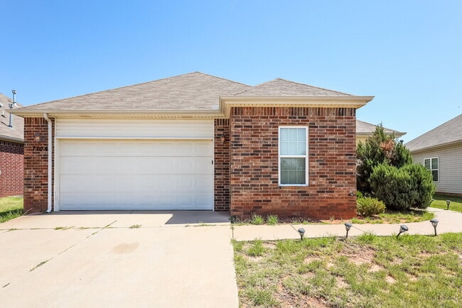 Building Photo - 7104 Eagles Landing
