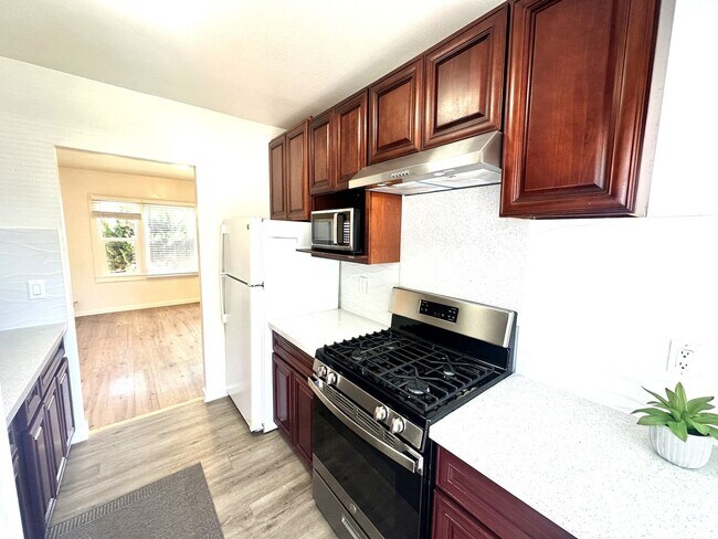Foto del edificio - 2648 E 27th St