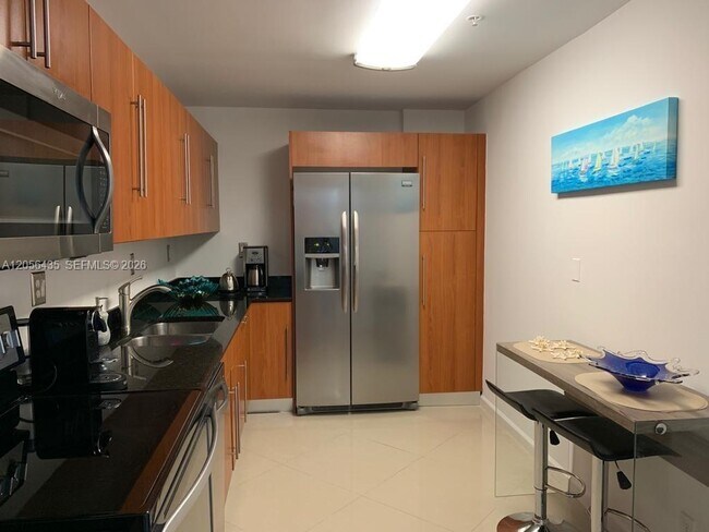Foto del edificio - 3001 S Ocean Dr