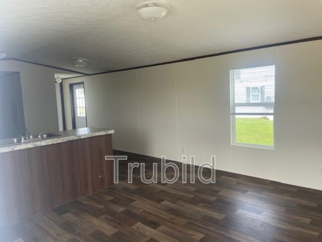 Building Photo - 855 Milan Ave