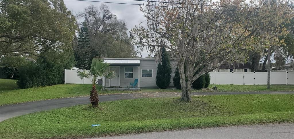 Primary Photo - 3822 Lake Padgett Dr