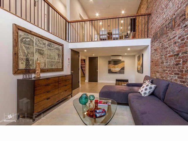 Primary Photo - 1313 Prospect Pl