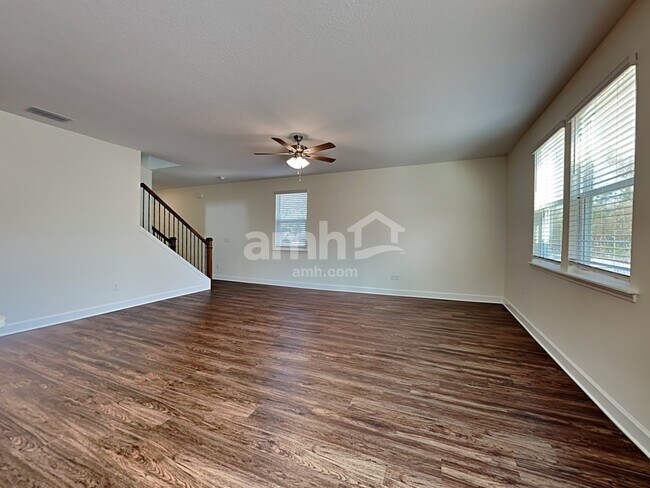 Foto del edificio - 12295 Sapp Rd