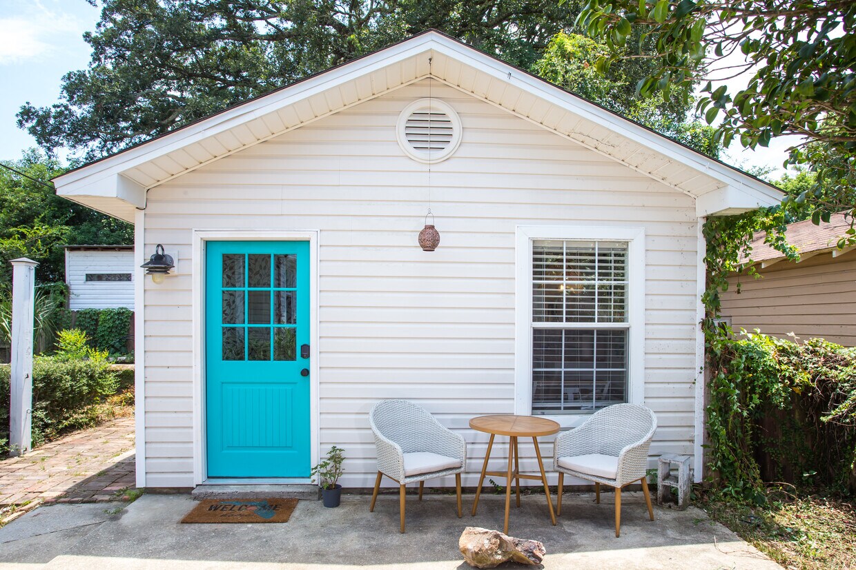 1575 E Blount St Unit A, Pensacola, FL 32503 Apartments in Pensacola