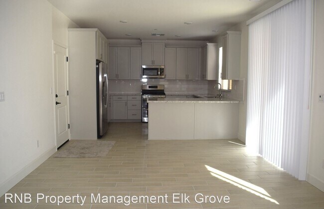 Foto del edificio - 3 br, 2.5 bath House - 10521 Waltz Way