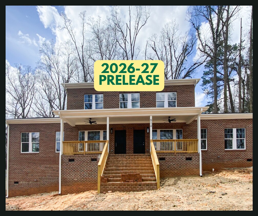 Foto principal - 814 Old Pittsboro Rd