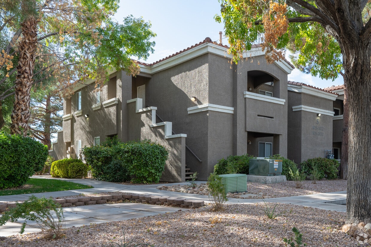 2121 E Warm Springs Rd