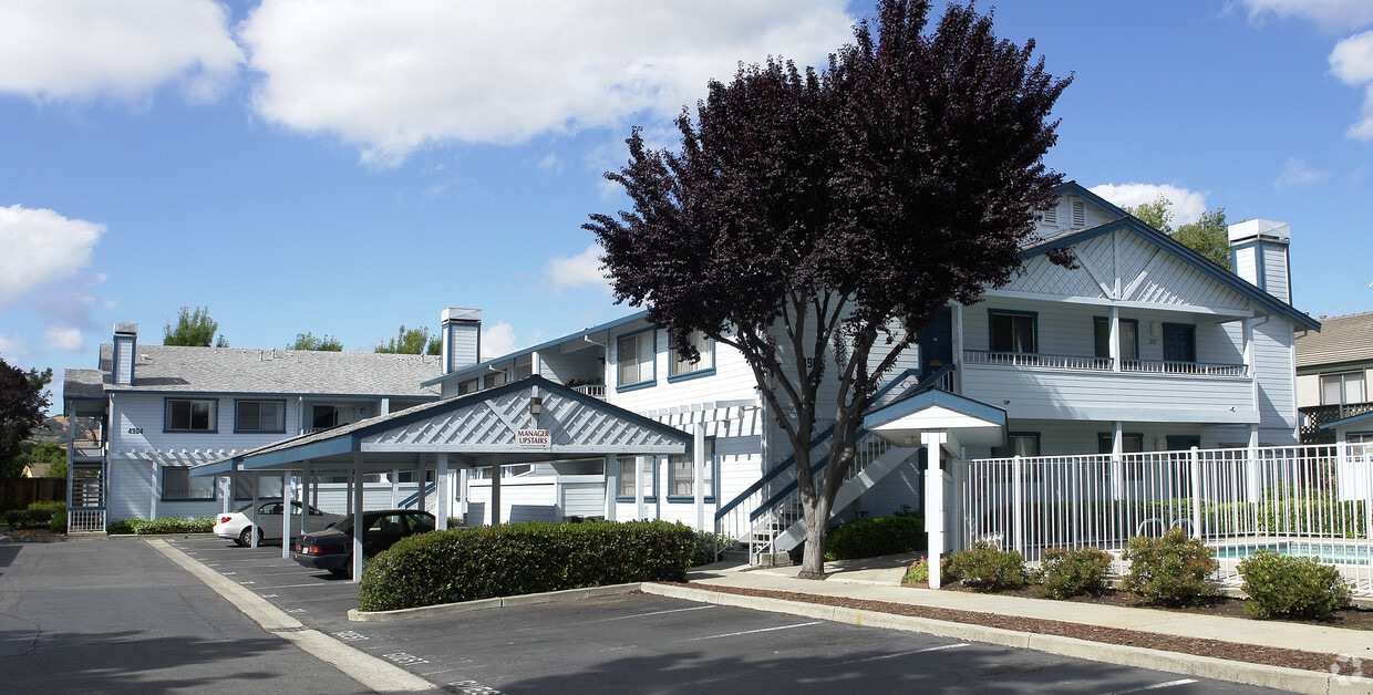 Primary Photo - Diablo Terrace Terrace Apartments