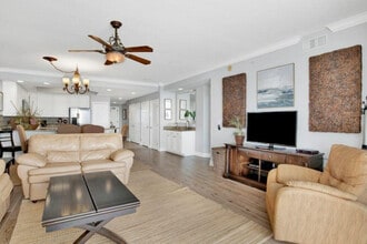 Building Photo - 365 E Beach Blvd