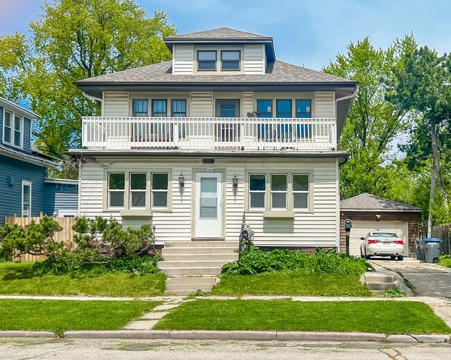 Building Photo - 1218 Bluff Ave