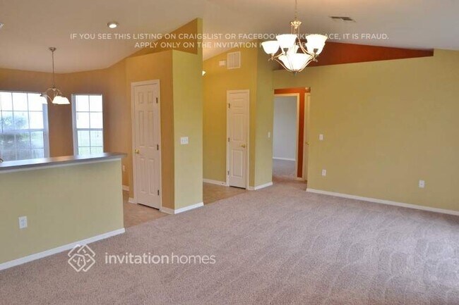 Foto del edificio - 3693 Sandhill Crane Dr