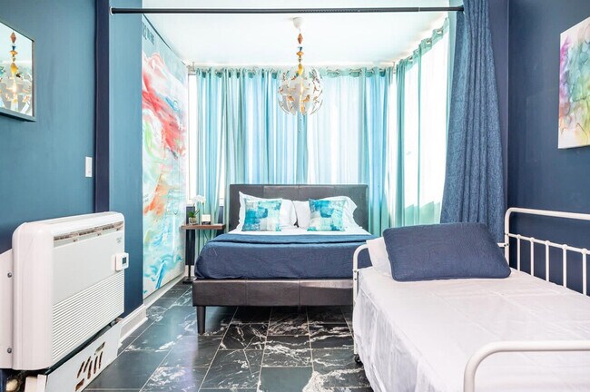 Foto del edificio - 215 Piedmont Ave NE