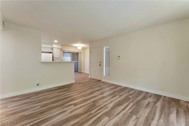Building Photo - 5259 Caspian Springs Dr