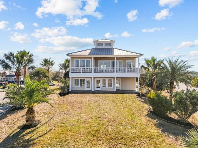 Building Photo - 2727 E Bayshore Dr