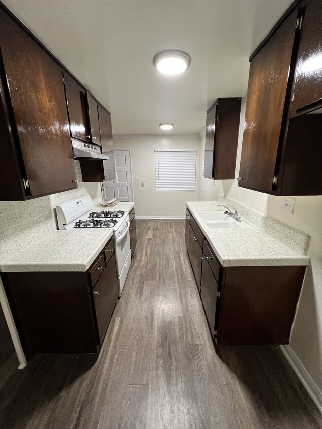 KItchen - 7650 Bright Ave