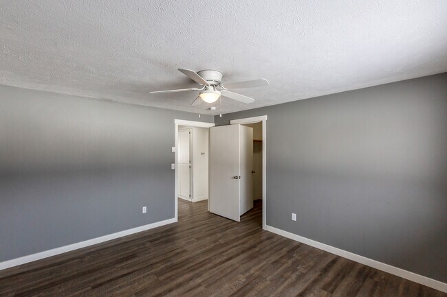 Foto del edificio - 3507 E 57th Ave