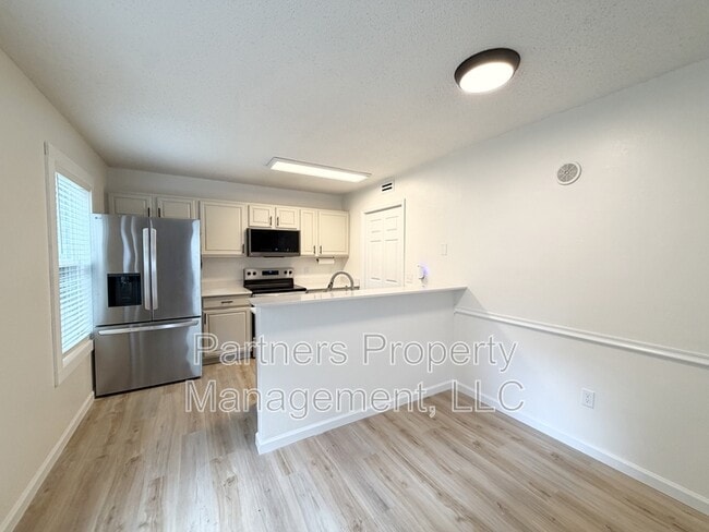 Building Photo - 5003 Bonita Pl
