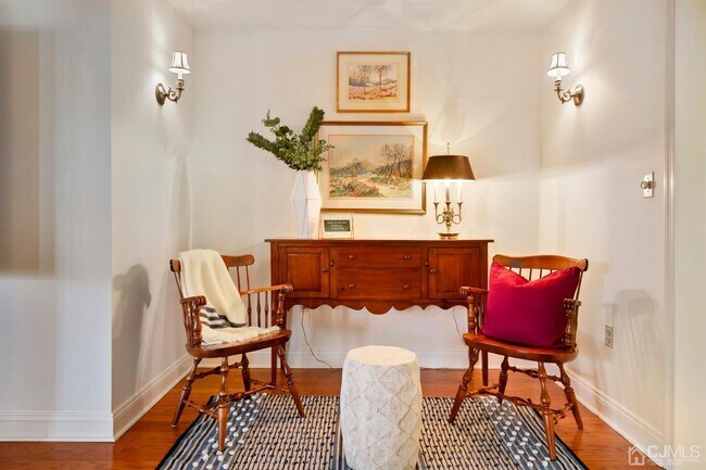 Building Photo - 2212 Windrow Dr