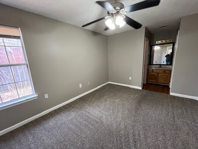 Foto del edificio - Renovated 2 Bedroom 2 Bath Home for Rent!!