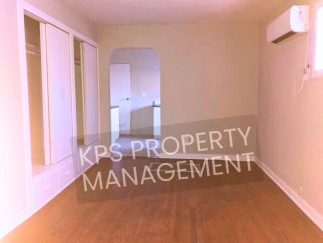 Foto del edificio - 939 S Market St