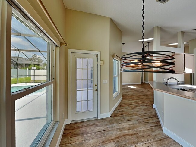Building Photo - 8024 Spring Creek Dr