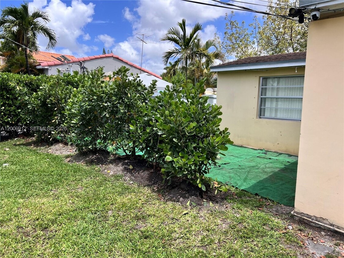 Foto del edificio - 1329 SW 75th Ave