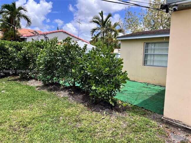 Foto del edificio - 1329 SW 75th Ave
