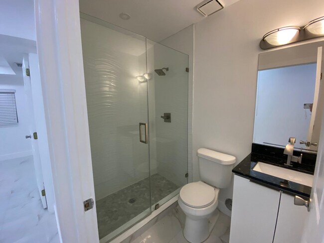 Foto del edificio - 1303 NW 23rd Ct