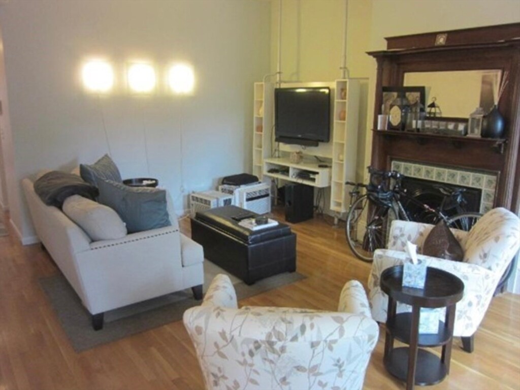 Foto principal - 43 Worcester St