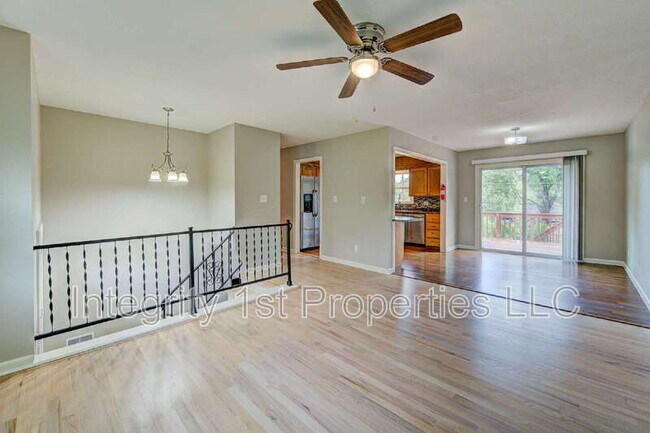 Foto del edificio - 6910 NW Belvidere Pkwy
