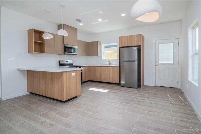 Foto del edificio - 22 Brookside Bend W St
