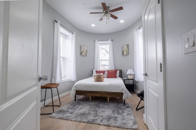 Foto del edificio - 45 Rhode Island Ave NE