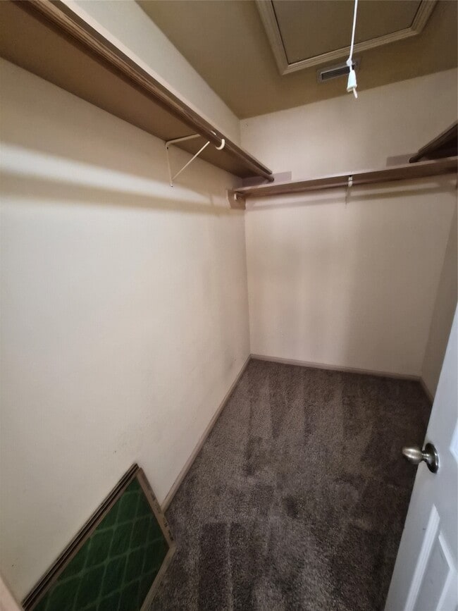 Building Photo - 12335 Roy Rd