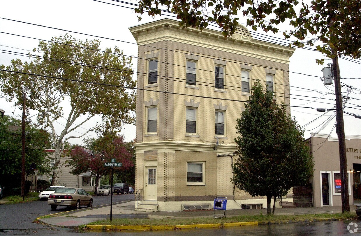 40 Washington Ave, Nutley, NJ 07110 Apartments in Nutley, NJ