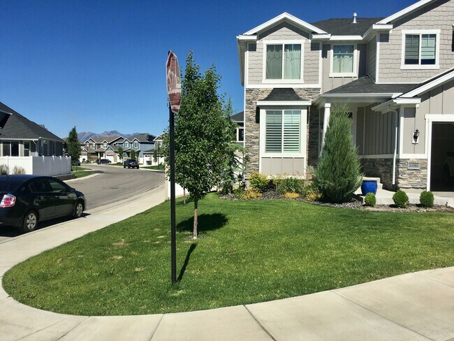 Building Photo - 10981 Nellis Dune Ct